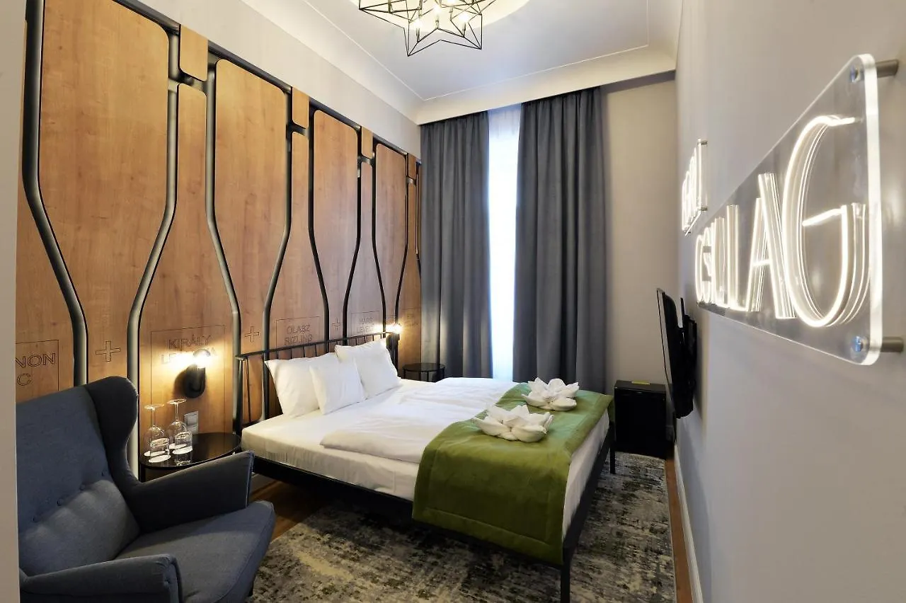 1552 Boutique Hotel Эгер 4*,