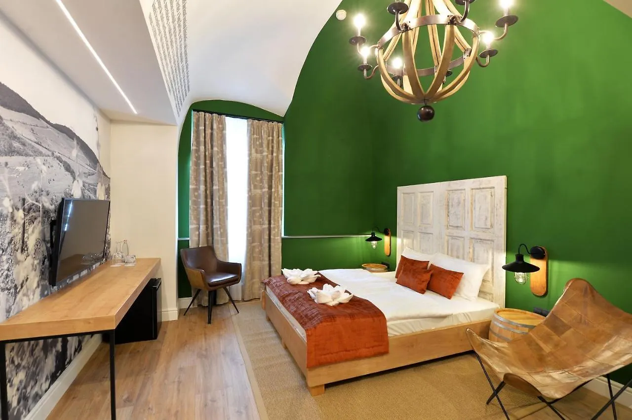 1552 Boutique Hotel Эгер