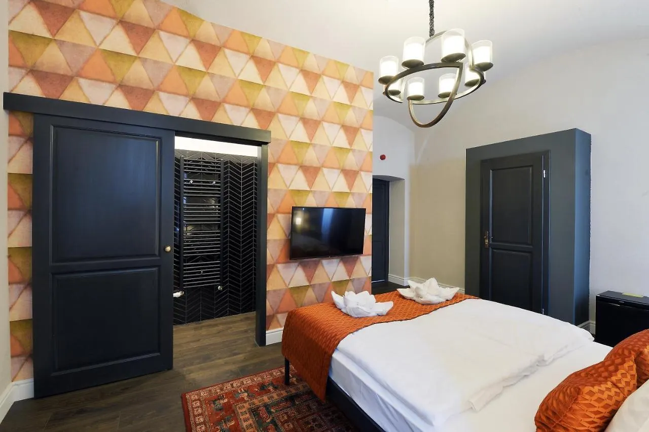 1552 Boutique Hotel Эгер